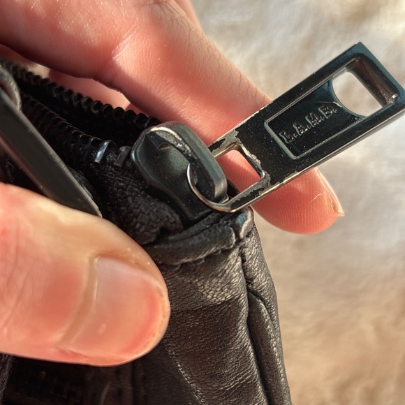 L.A.M.B by Gwen Stefani - Picture 3 of 8